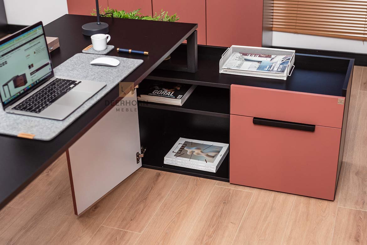 biurko do eleganckiego gabinetu biurko do eleganckiego gabinetu