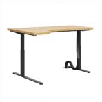 Ergonomischer Schreibtisch mit ausgeschnittener Platte