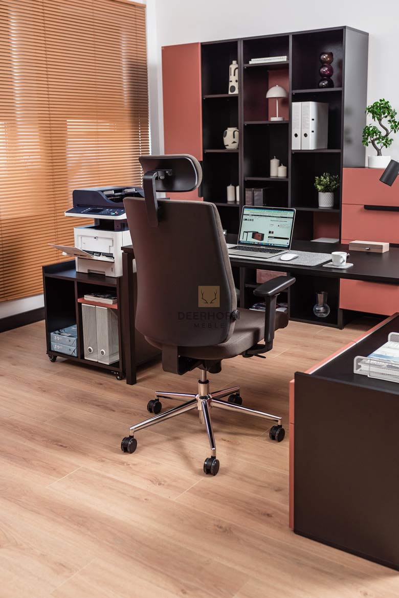 ergonomiczne biurko narożne z kontenerem ergonomiczne biurko narożne z kontenerem