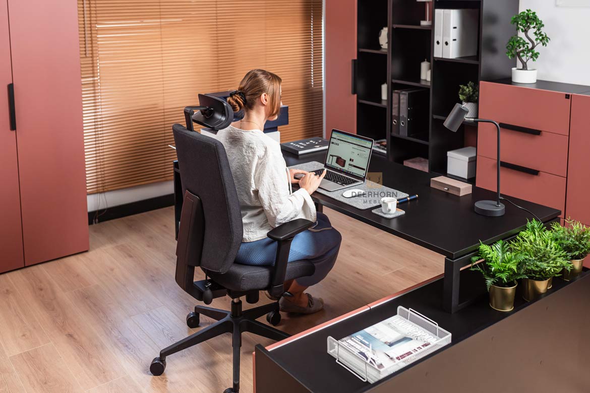 funkcjonalne biurko narożne z szafkami funkcjonalne biurko narożne z szafkami