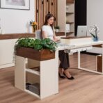 Klassischer Schreibtisch für den Unternehmensbereich