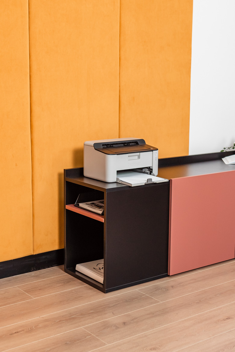 kontener do biurka-z-systemem-przechowywania kontener do biurka z systemem przechowywania