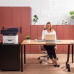 biurko do start-upu technologicznego