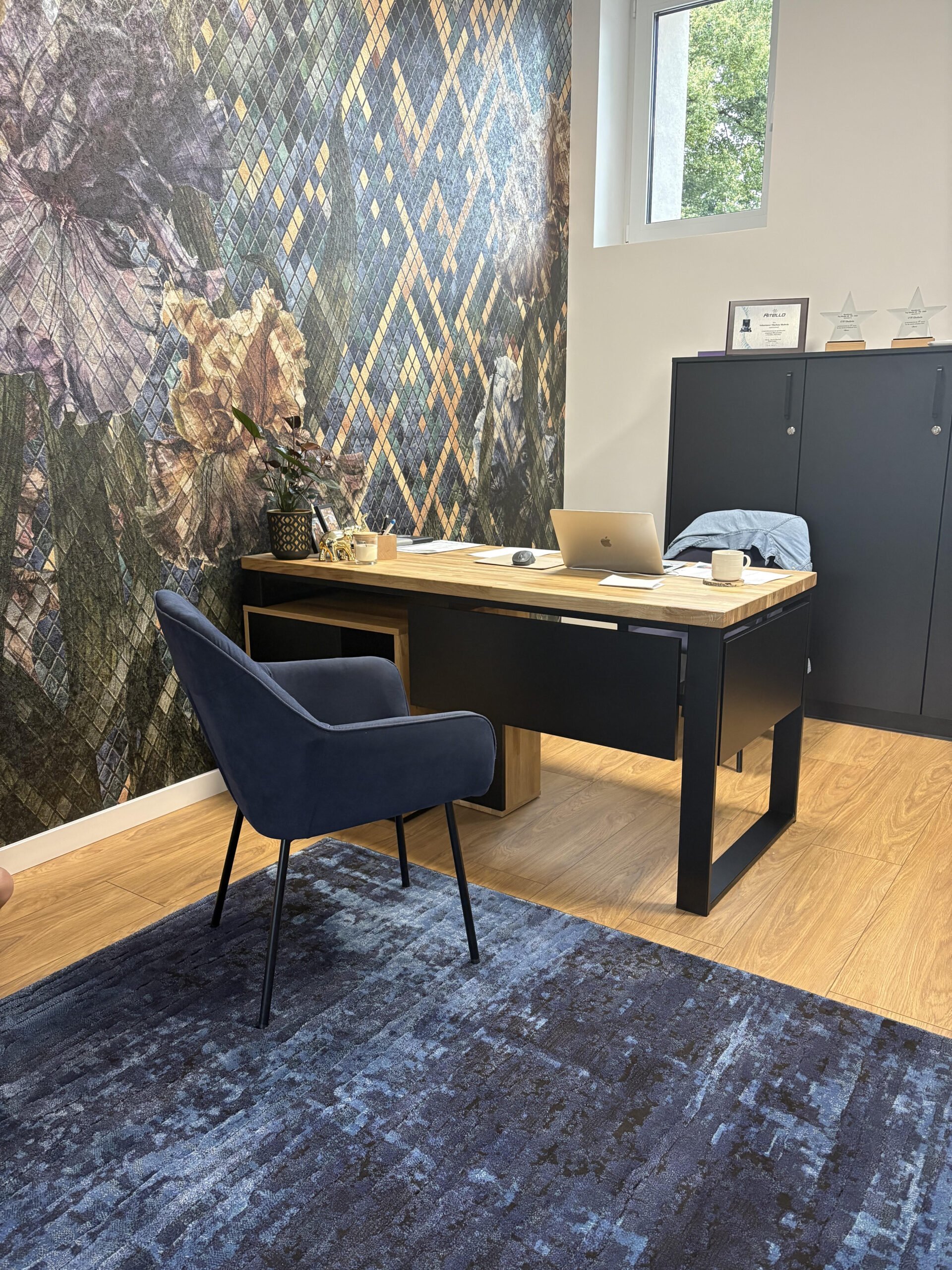 Schreibtisch für medizinische Einrichtung Katowice Deerhorn