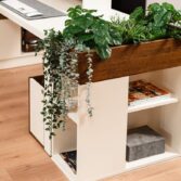 dekoratives freistehendes Blumenbeet