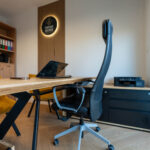 Möbel für ein Immobilienbüro in Opole