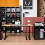 nowoczesne meble biurowe z czarno-ceglanymi frontami