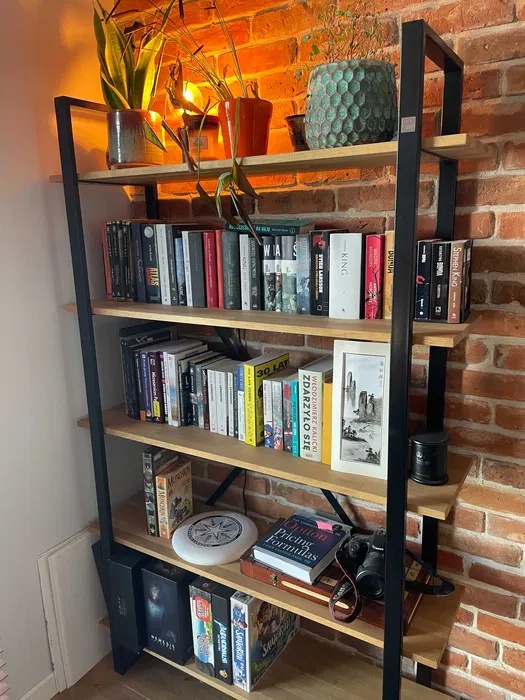 Bücherregal Łódź Deerhorn