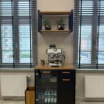 Schrank für Kaffeemaschine