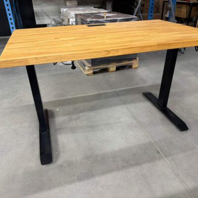 Verstellbarer Schreibtisch zum Sitzen und Stehen, 130x80 cm