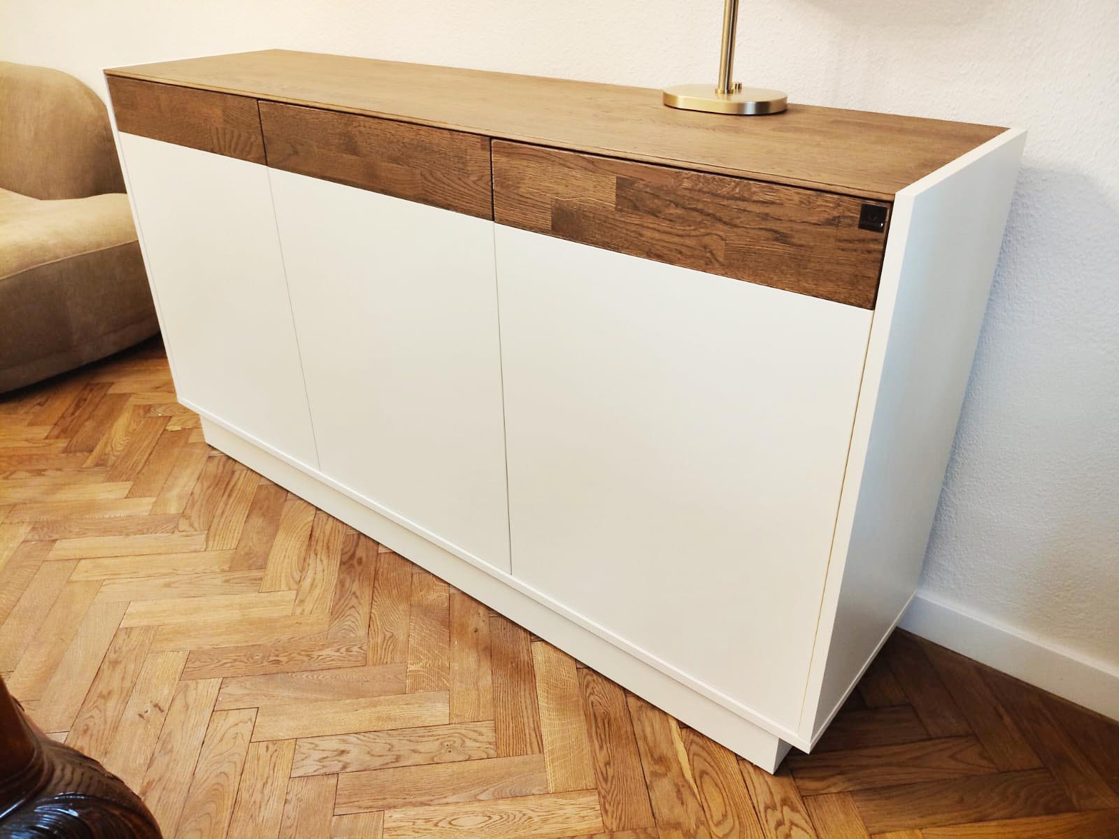 Möbel für eine Anwaltskanzlei in Lublin