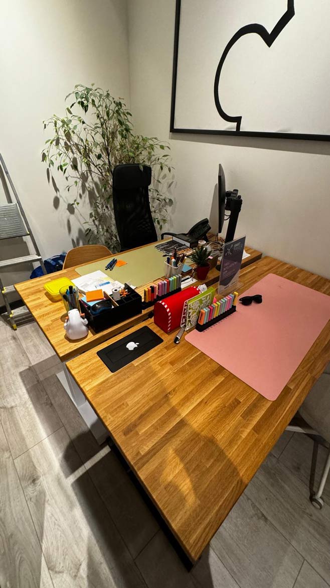 weiße Schreibtische für Frau Klaudia