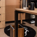 Ergonomischer Laptop-Schreibtisch im modernen Stil