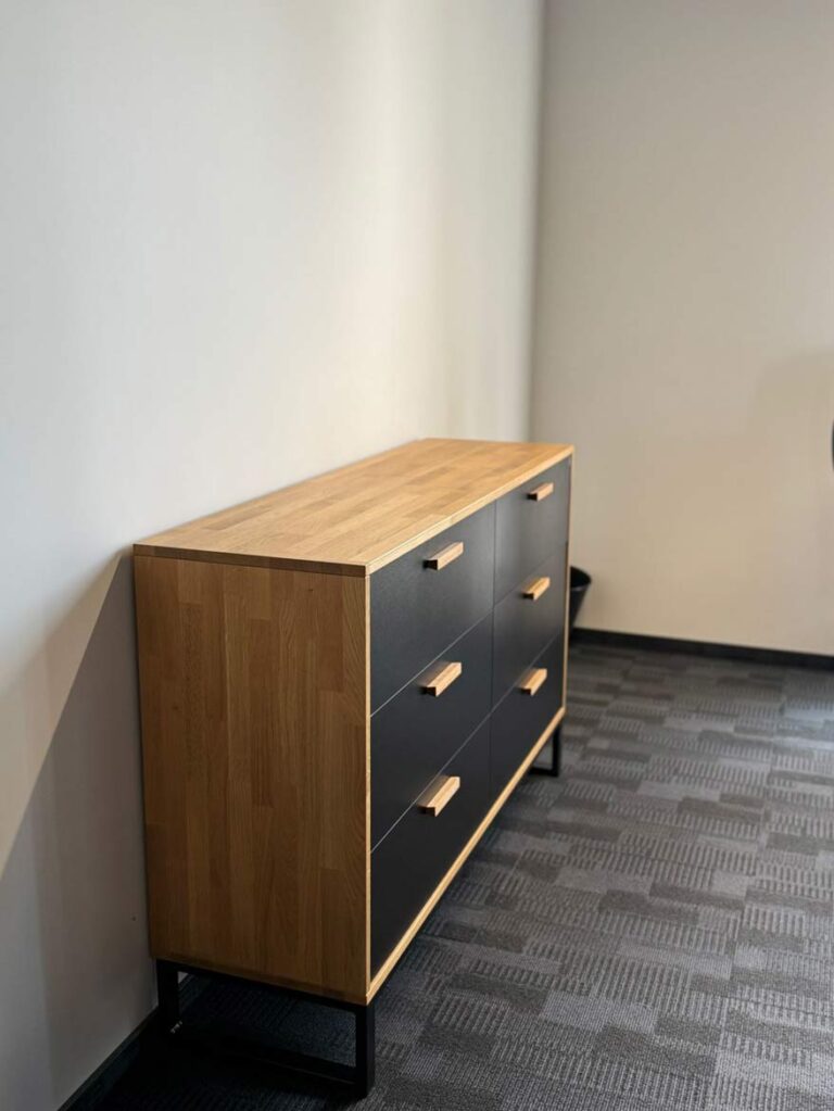 Kommode für Frau Magda aus Toruń