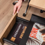 Mobiler Büroorganisator unter dem Schreibtisch