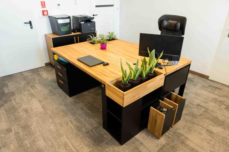 Ausstattung für den Hauptsitz von Quantum Innovations Sp. z o.o. in Piotrkówko Mały 