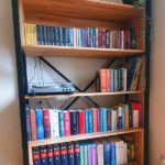Bücherregal mit fünf Fächern für Herrn Adam aus Toruń