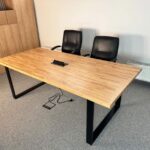 Konferenztisch für das Büro des Rechtsberaters in Wroclaw