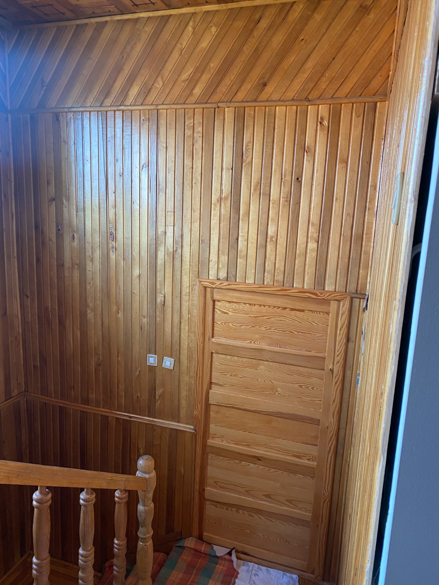 Treppe vor der Renovierung