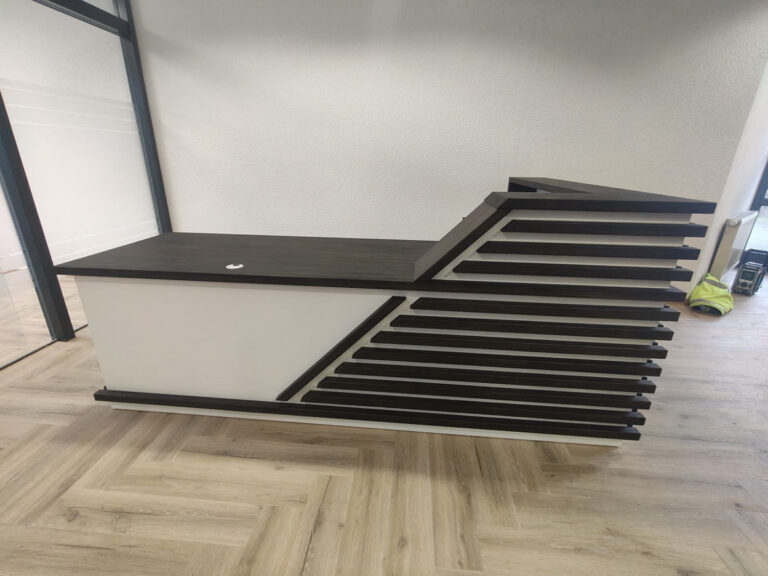 Lada recepcyjna dla Staudacher & Baganz Immobilien GbR w Bad Waldsee (Niemcy)