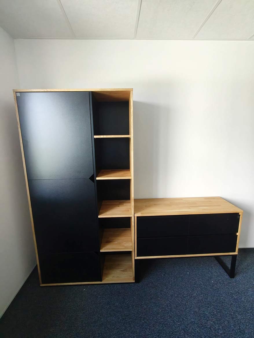 Kleine Bürosuite für ein medizinisches Unternehmen in Krakau