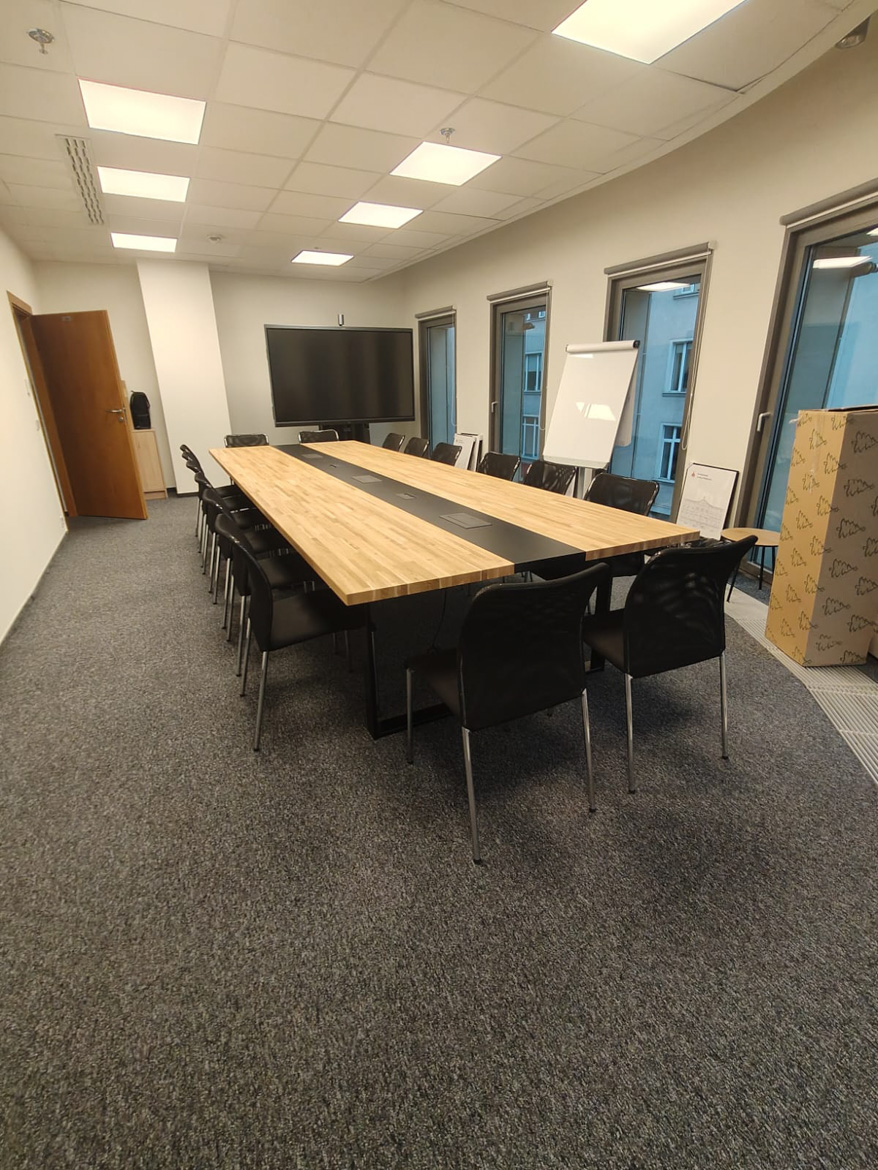 Stół konferencyjny 450 cm dla Pana Jarosława z Warszawy