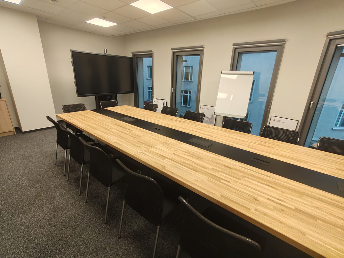 Stół konferencyjny 450 cm dla Pana Jarosława z Warszawy