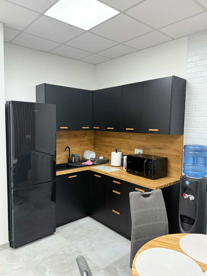 Küchenmöbel für das Büro
