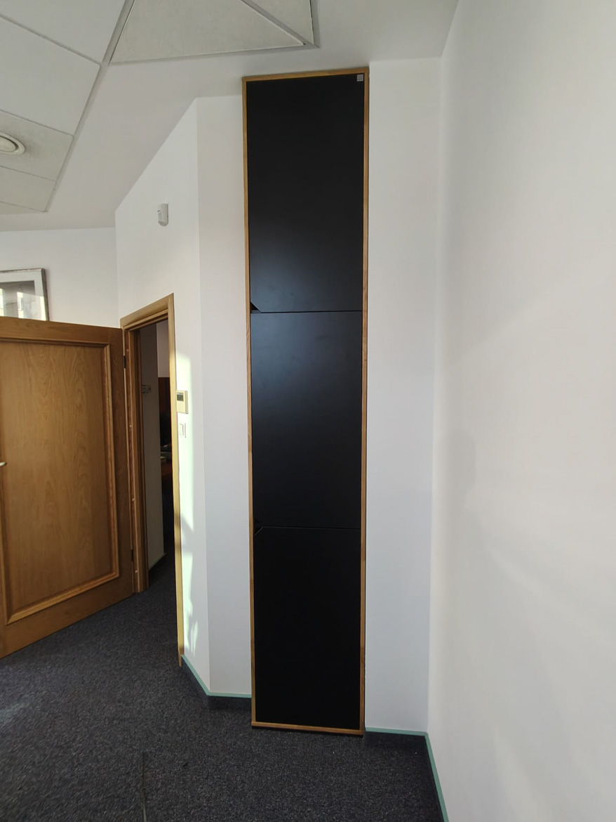 Maßgeschneiderte Tresormontage für die Firma Info Ekspert in Warschau