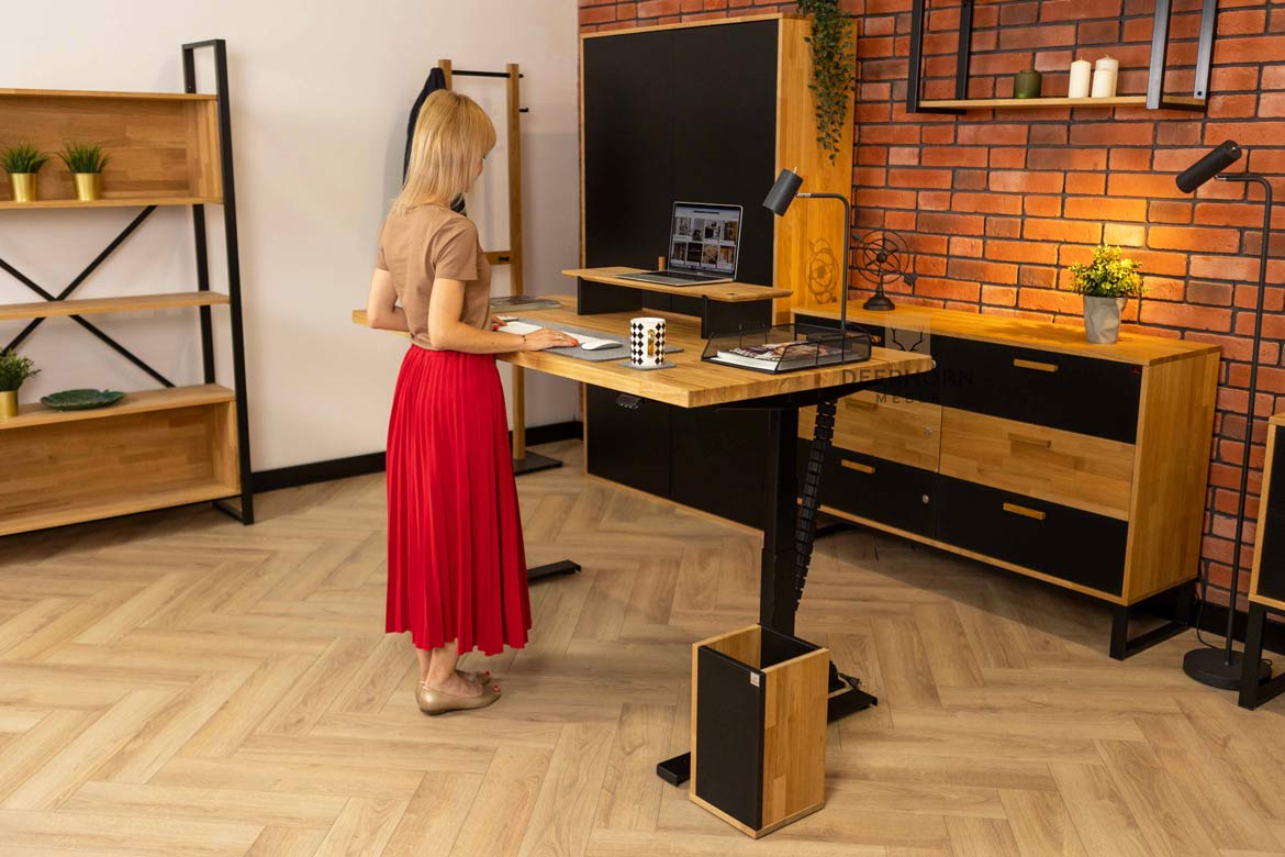 Biurko designerskie z regulacją