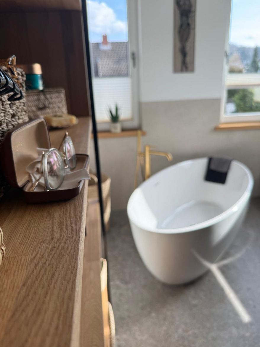 Regał Deerhorn jako element aranżacji łazienki dla Pani Natalii w Gdańsku