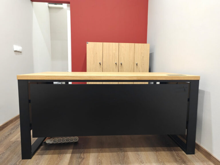 Arbeitsplatzausstattung für Prestige Ubezpieczenia in Chorzów (bei Katowice)