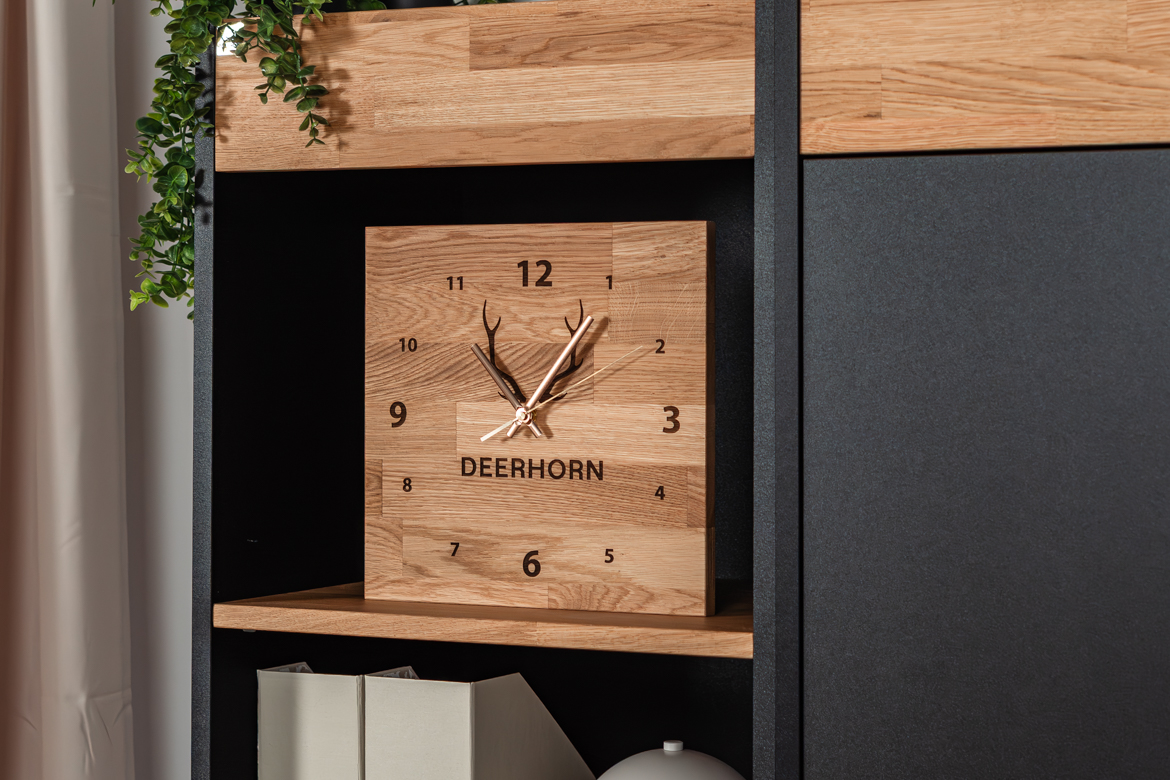 Dekorative Uhr aus Holz Dekorative Uhr aus Holz