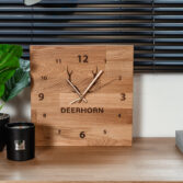 Uhr für die Rezeption im Büro
