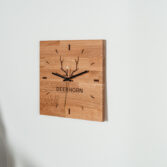 Wanduhr für das Arbeitszimmer
