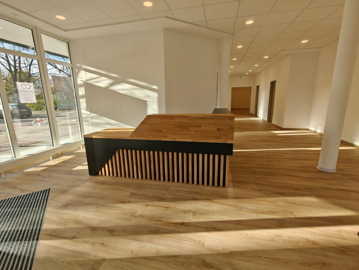 Empfangsschalter für Poppe Bestattungen in Neustadt (Deutschland)