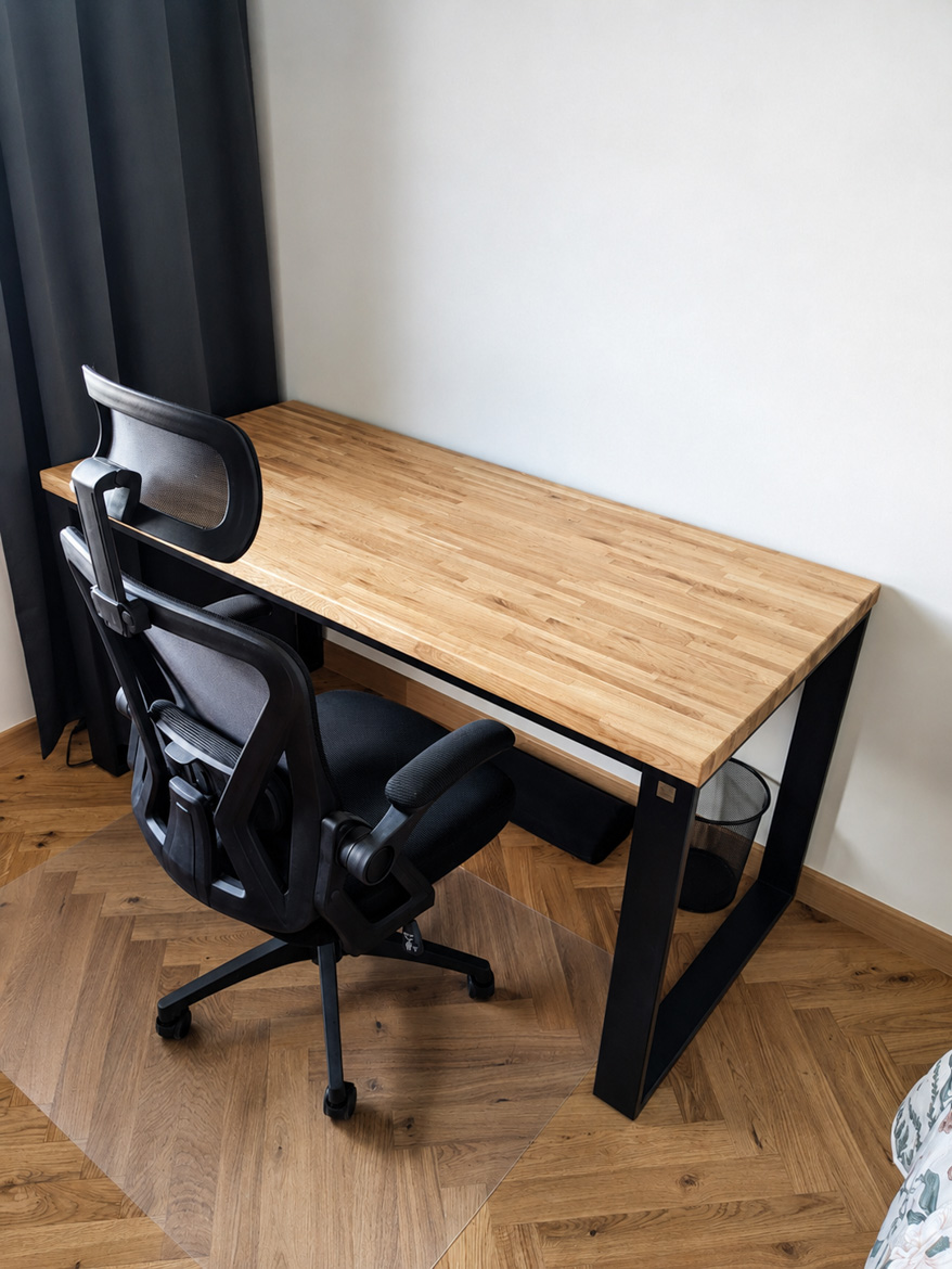 Schreibtisch aus Eiche 150x70 für Heimbüro für Herrn Jakub aus Rzeszów