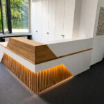 Empfangstheke mit LED-Beleuchtung